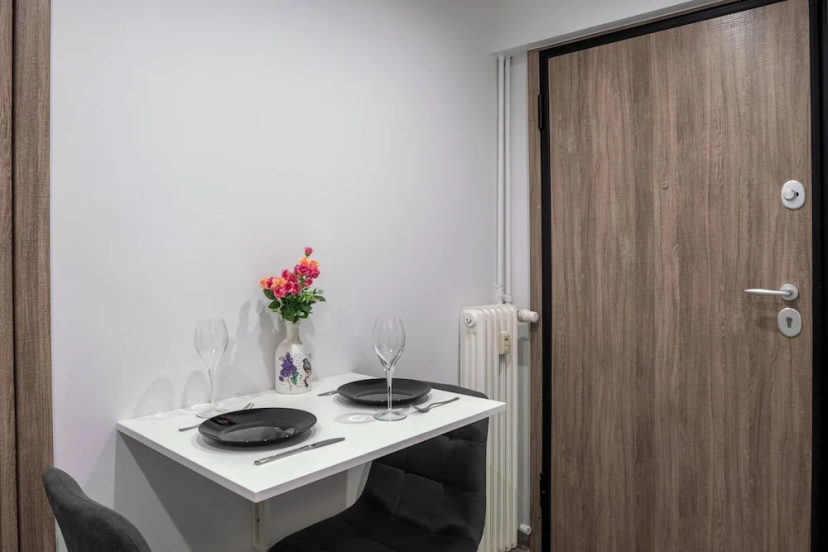 Brand New Pagrati Apt Modern Comfort — отзывы гостей и цены