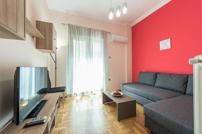 Цены на Stylish Home in Koukaki by Cloudkeys в Афины
