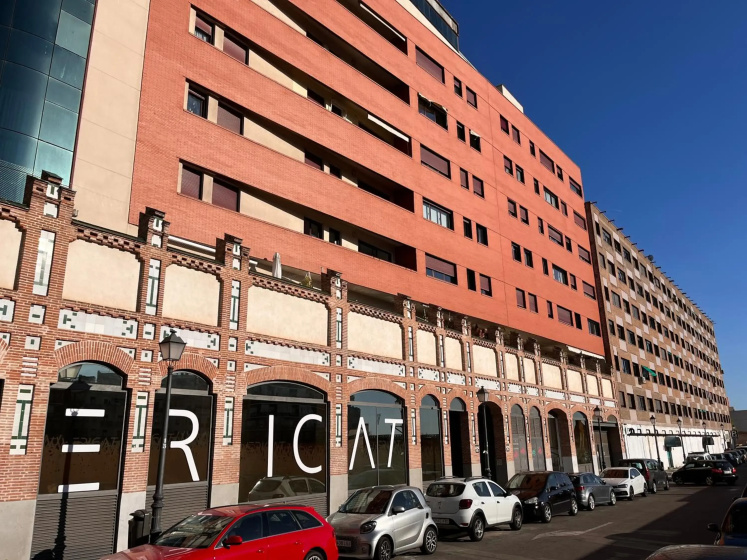Apartamento en Chamberi con piscina Lovely apartment in the City Center with swimming pool — отель в Мадриде, Испания