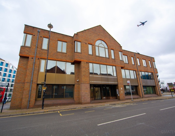 Somerville Apartments  London Heathrow — отель с удобствами в Лондоне