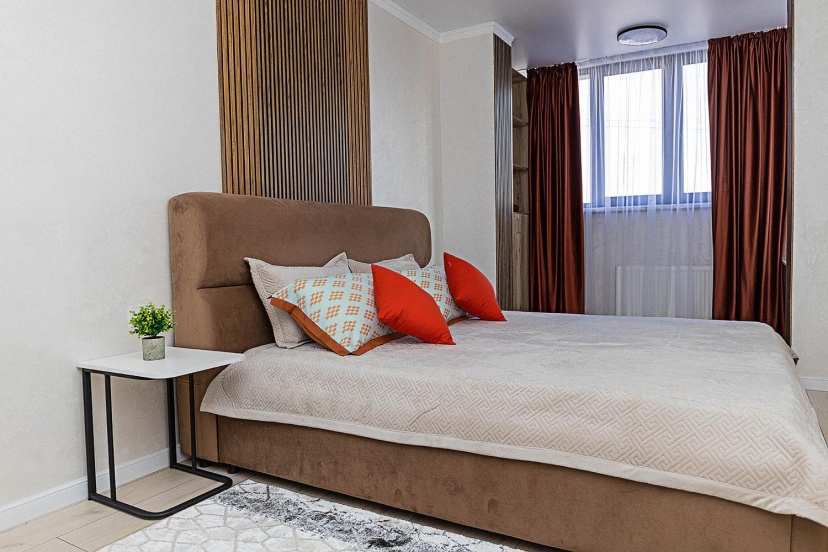 YourHouse (ЙоХаус) на улице Шаляпина — отзывы гостей и цены