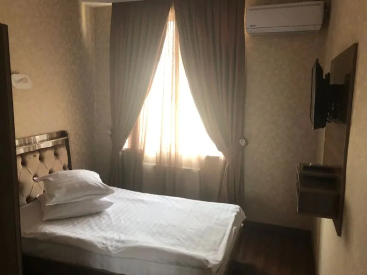 С-Наманган — забронировать отель в Наманган