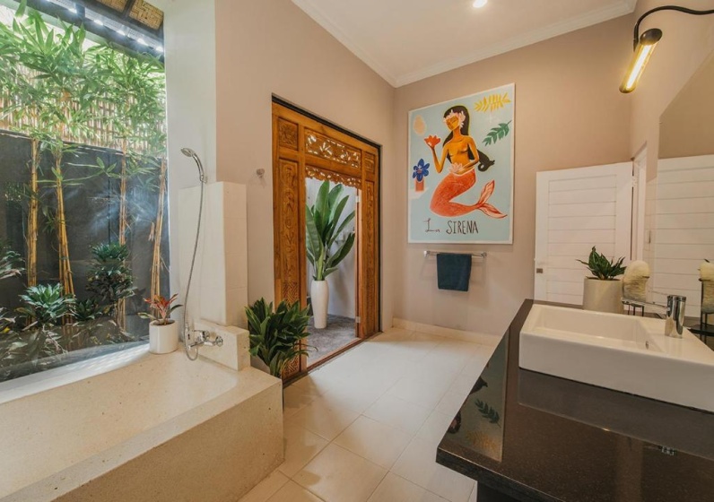 Цены на Villa Bloom 5 close to the beach private pool 3 bedrooms 3 bathrooms в Кута