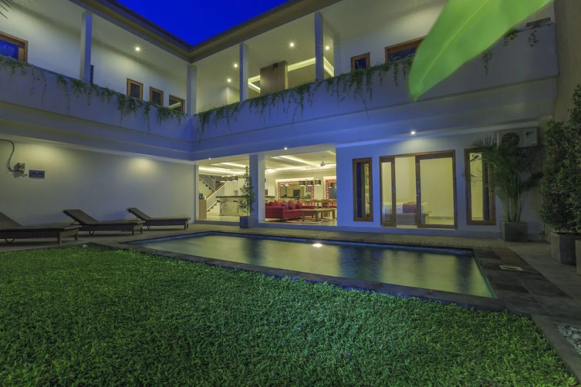 Villa Arta — забронировать отель в Кута