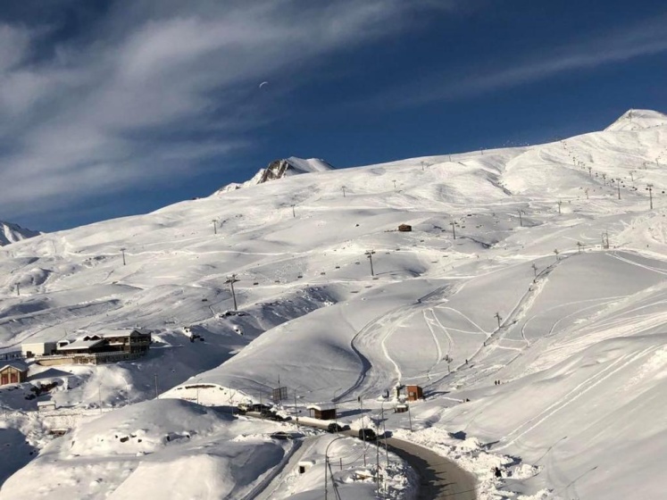 Double Mountain View Appartment New Gudauri Twins — отель с удобным расположением в Гудаури