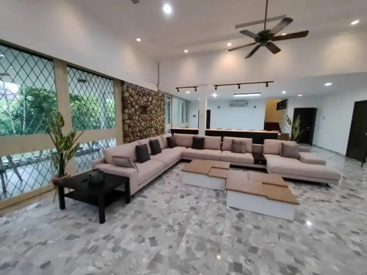 Bukit Tunku Grande Villa by uBook 3 — отель в Куала-Лумпуре, Малайзия