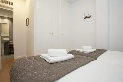 Plaza Redonda Apartments — комфортный отель в Валенсии