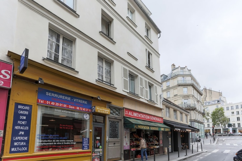 Цены на Apartment Marais-Oberkampf-Bastille в Париже