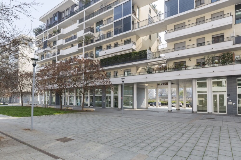 notaMi - Sky Home Santa Giulia — забронировать отель в Милане