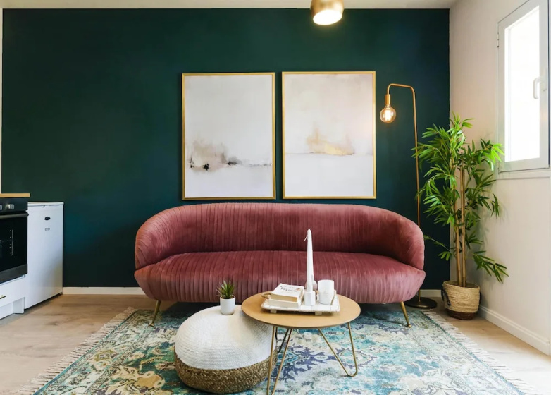 New - Trendy One Bedroom Apt, Most Popular Area — забронировать отель в Иерусалим