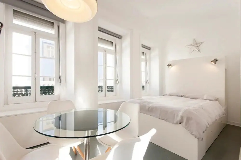 Chic Studio Located In Lisbon Historic Centre — отель с удобствами в Лиссабоне