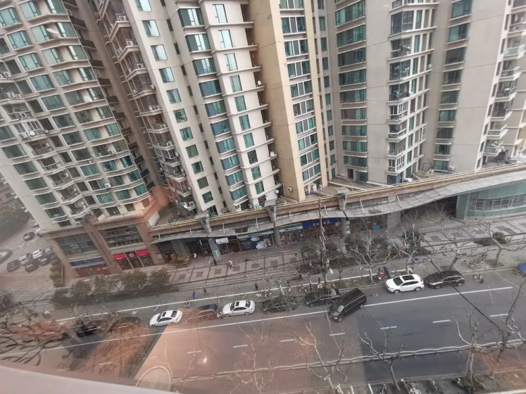 Цены на Bs Service Apartment Hotel в Шанхае