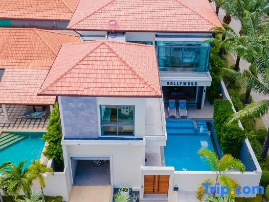 Hollywood Pool Villa Pattaya walking street 2km — отель с удобным расположением в Паттайе
