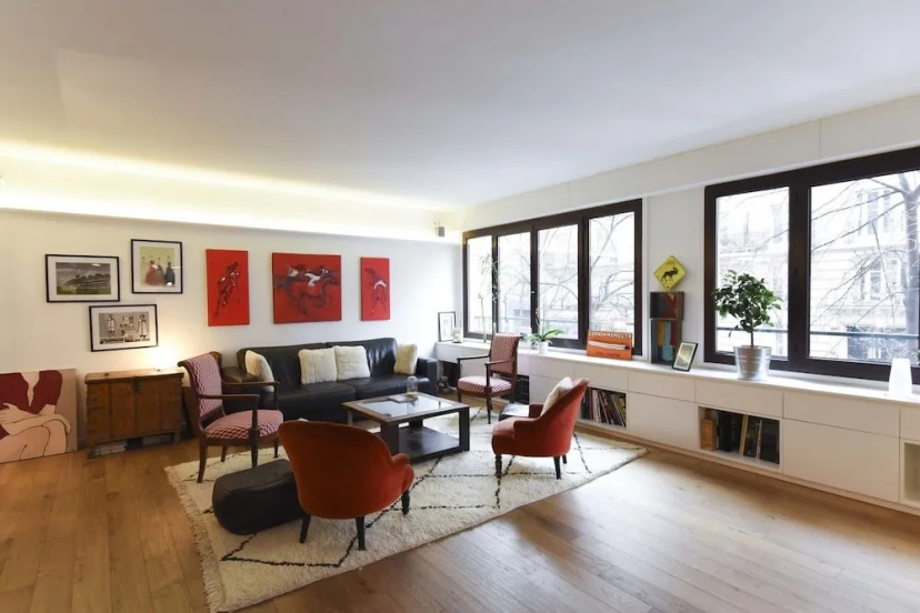 Family apartment near Montparnasse — отель в Париже, Франция