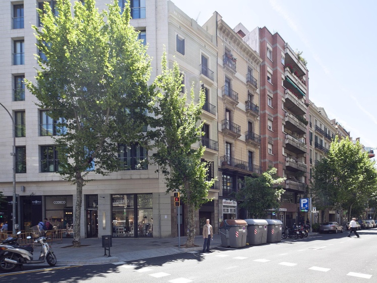 Bonavista Apartments - Eixample — отель с удобным расположением в Барселоне