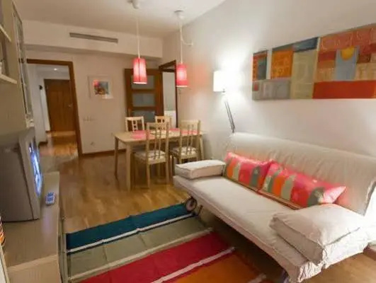 Villarroel Apartments — забронировать отель в Барселоне