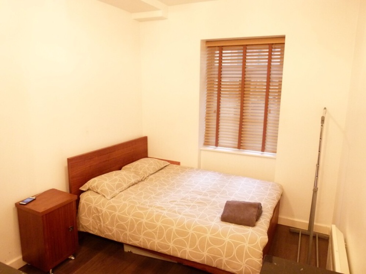 SS Property Hub - City of London Apartment Studio 4 — отель в Лондоне, Соединенное Королевство