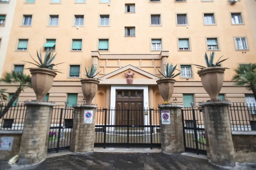 Costantino Secondo Guest House — отель с удобным расположением в Риме