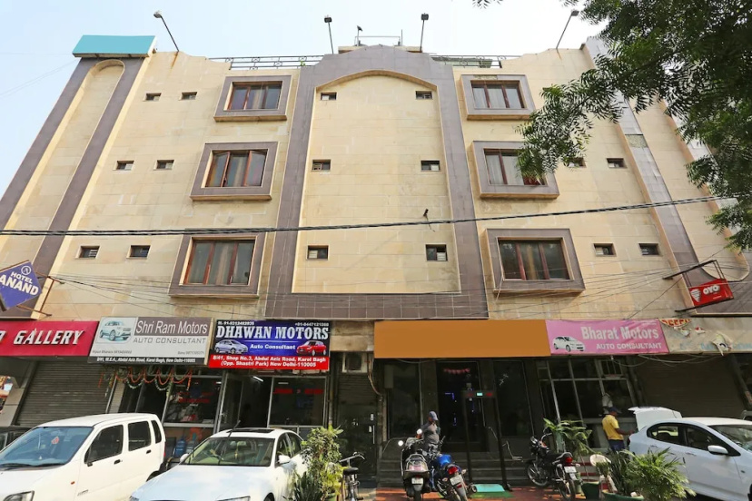 1 BR Guest house in Karol Bagh, New Delhi (6D89), by GuestHouser — отель с удобствами в Дели
