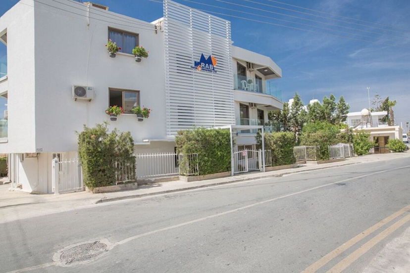 Beautiful Apartment With Communal Pool, Ayia Napa Apartment 1328 — отель в Айя-Напа, Кипр