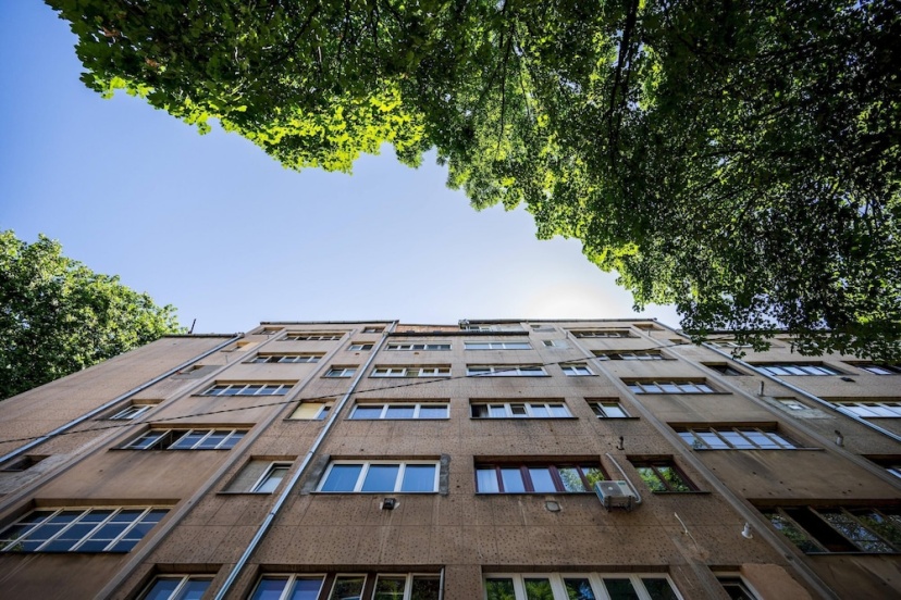 Cozy One-bedroom Apartment Near City Center — комфортный отель в Сараево