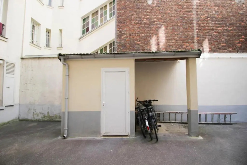 Цены на Apartment Boulevard Brune в Париже