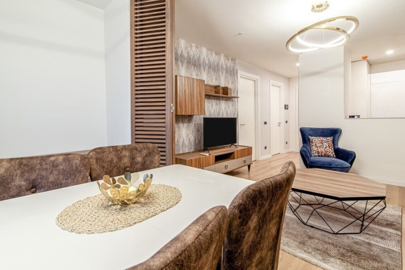 Elegant Flat Close to Malls in Sariyer — забронировать отель в Стамбуле