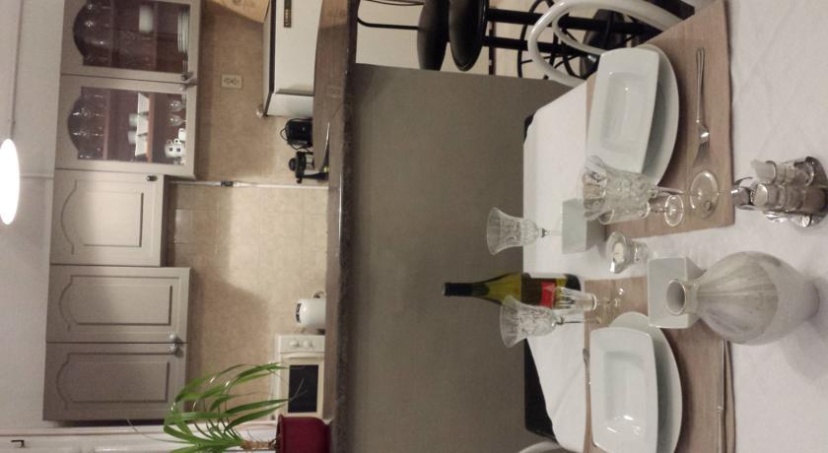 Karinthy Apartment — забронировать отель в Будапеште