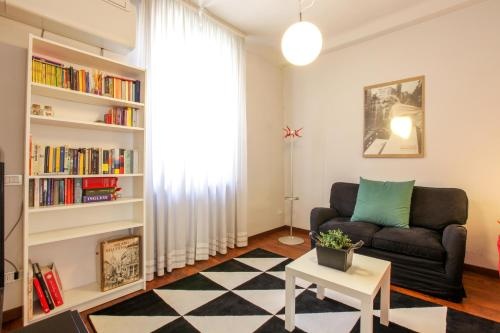 Цены на Isola Heart Apartment в Милане