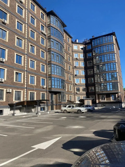 Цены на Apartamenty na ulica Lunacarskogo 11 в Ессентуках