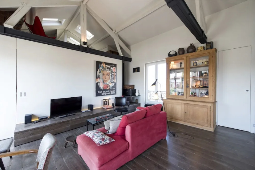 Loft Apartment in the 18th — отель в Париже, Франция