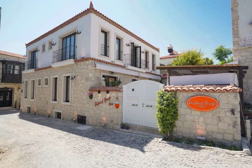 Portakal Cicegi Alaçatı — комфортный отель в Чешме