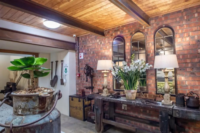 Excellent Guest House 3 — отель в Кейптауне, Южноафриканская Республика