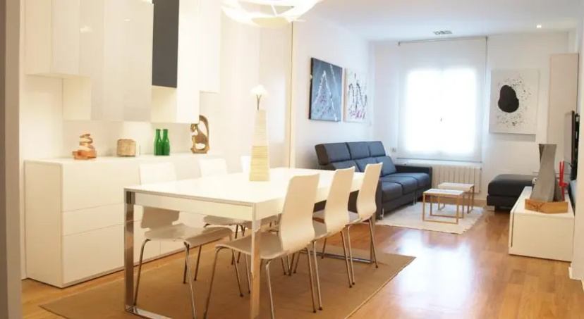 ApartUP Central Market — отель с удобным расположением в Валенсии