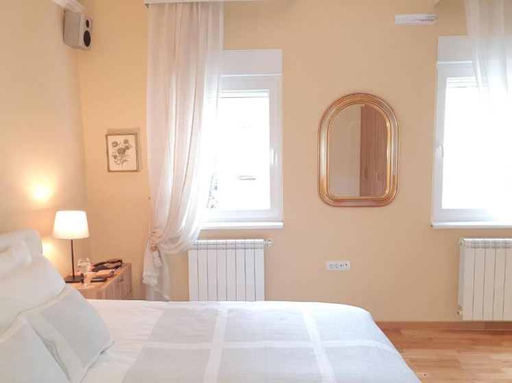 St Sava Temple - Smiljaniceva Urban Downtown Apartment — отель с удобным расположением в Белграде