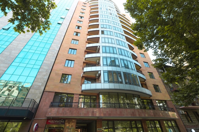 Stay Inn на ул. Бузанда, 97-11 — отель с удобствами в Ереван
