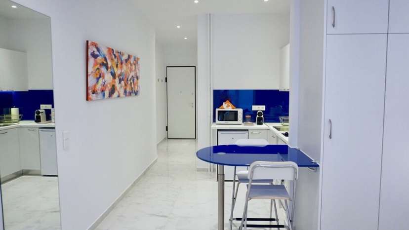 Luxury Suite Studio in Athens — отель с удобствами в Афины
