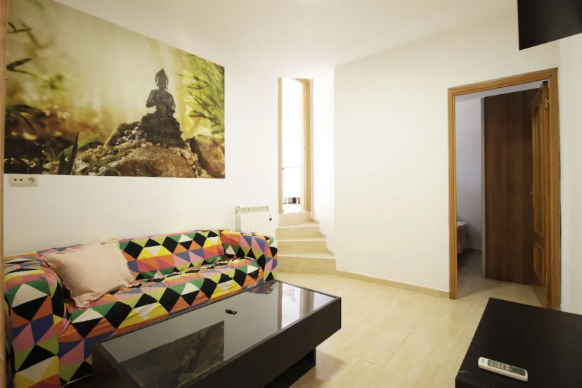 Apartamento cercano a Plaza Castilla AUR11 — комфортный отель в Мадриде