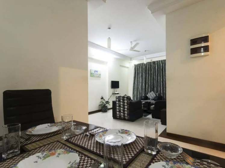 OYO Apartments Link Road Malad — забронировать отель в Мумбаи