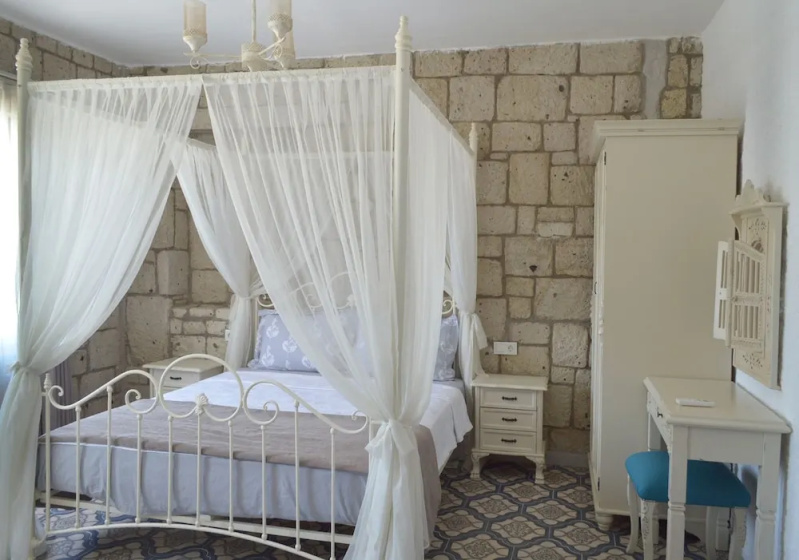 Fehmi Bey Alacati Butik Otel - Special Class — комфортный отель в Чешме