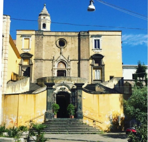 Santi Apostoli House — забронировать отель в Неаполе