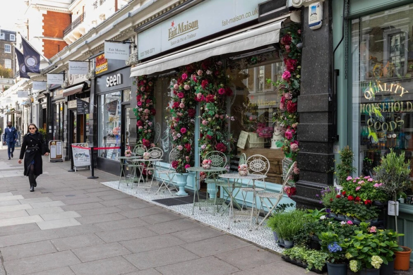 Cornwall Gardens Xxiii by Onefinestay — комфортный отель в Лондоне