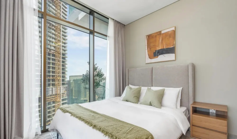 Luxury 2BR in Peninsula One by Bespoke — комфортный отель в Дубае