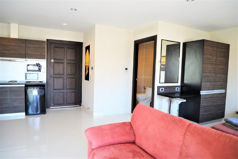 Цены на Park Lane studio apartment with swimming pool view Pattaya в Паттайе