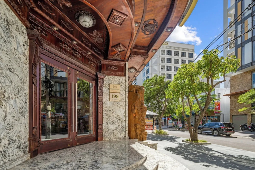Цены на Monalisa Luxury Hotel в Дананге