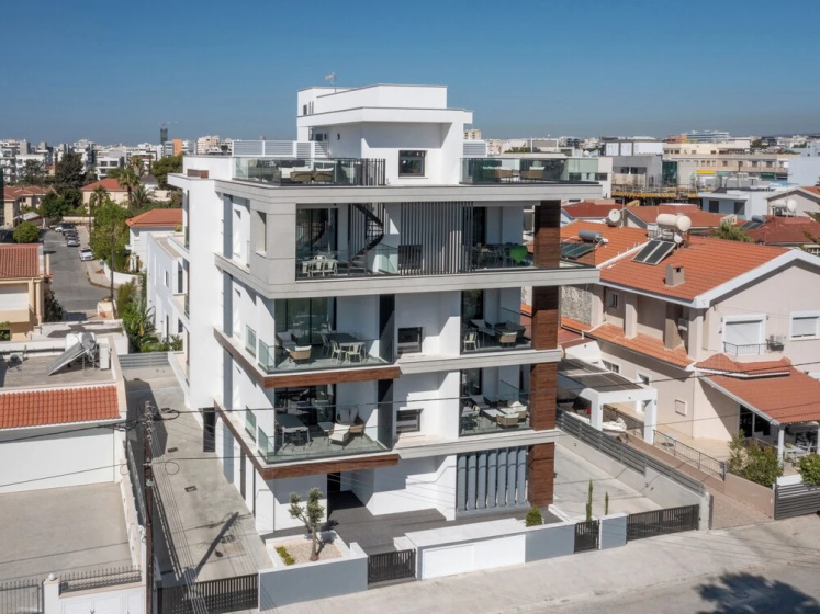 Цены на Sanders Evolution 2 - Cozy 2 Bedroom Apartment With Balcony в Лимассол