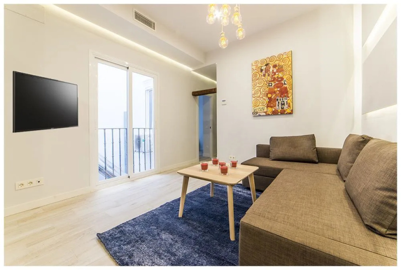 Apartamento de diseño pegada la Puerta del Sol — отель с удобствами в Мадриде