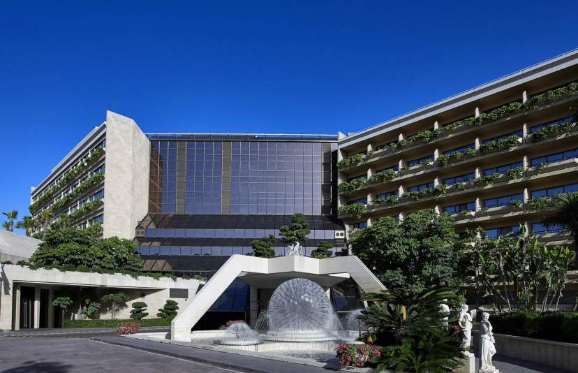 Otel' Four Seasons — забронировать отель в Лимассол