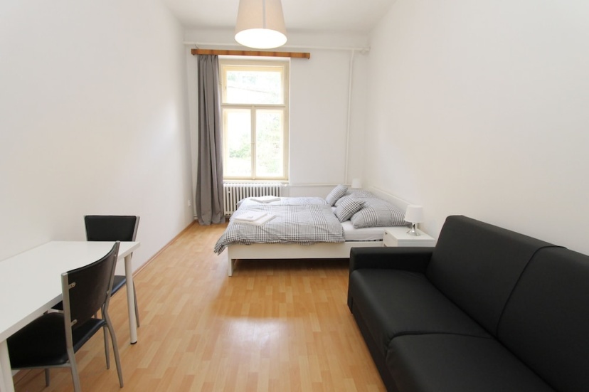 Zizka Home Apartments — отель с удобным расположением в Праге