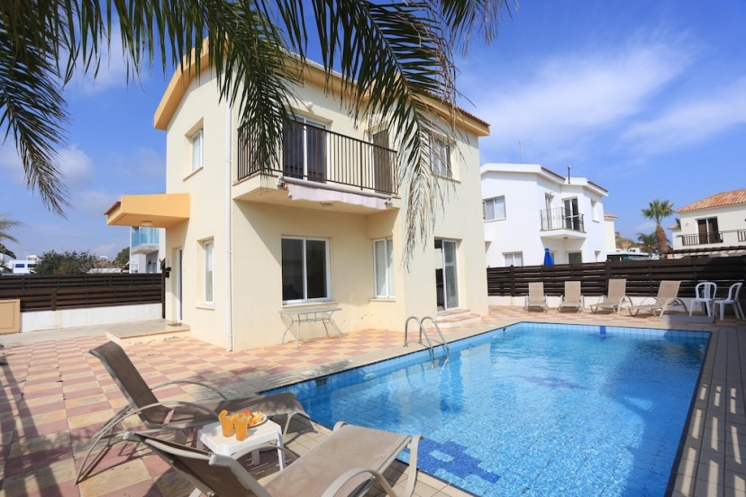 Seabreeze Villa No 4 2 — отель в Айя-Напа, Кипр